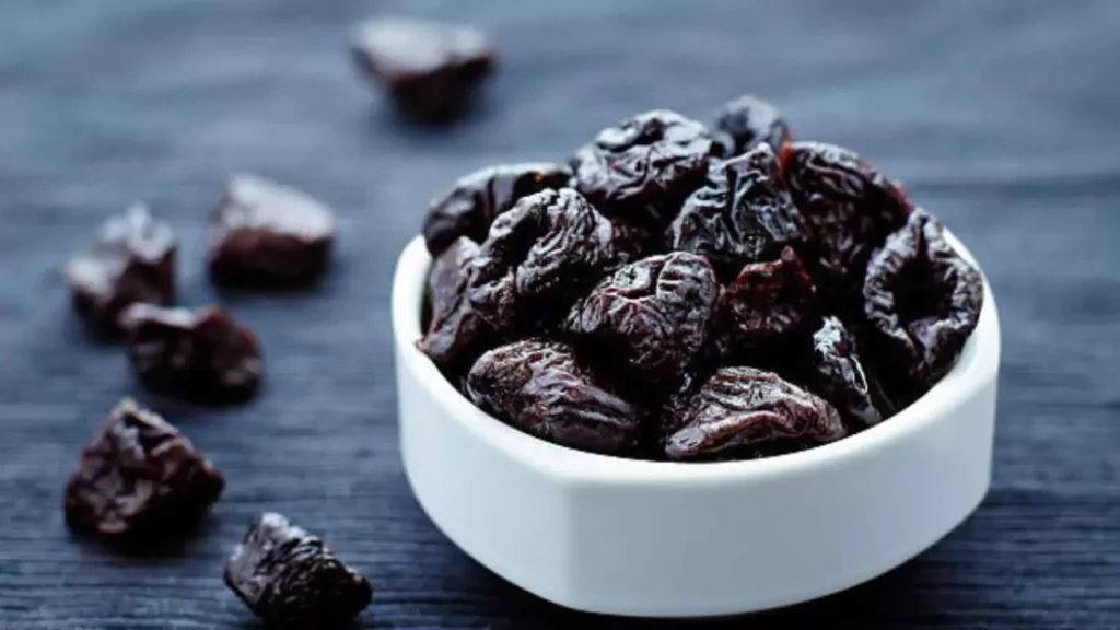 Superfood Prunes: Know the 5 benefits of dried plums